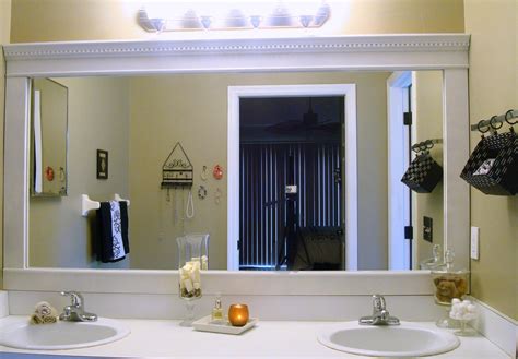 25 Modern Bathroom Mirror Designs