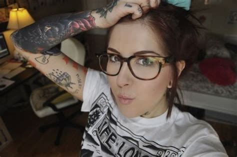 Tattoo Also I Want Her Glasses Hot Inked Girls Girl Tattoos Inked