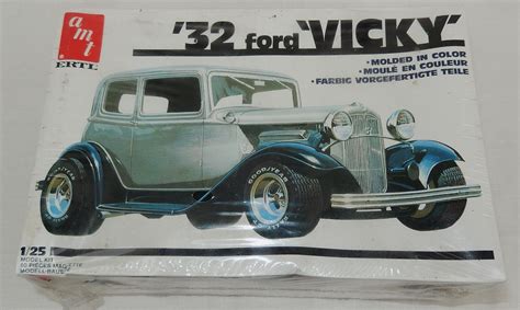 32 Ford Vicky 125 Scale Plastic Model Kit 6573 By Amt Ertl Factory