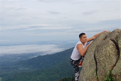 Trans naning gunung datuk 7 puncak dalam 1 hari part 1 vlog 120. Hiking and Camping at the peak of Gunung Datuk, Kota ...