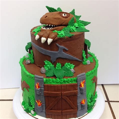 We remember celebrating all our birthday's after the age of five. Wishing a 6 year old boy a very dino-mite birthday!!! #jurassicpark… | Dinosaur birthday cakes ...