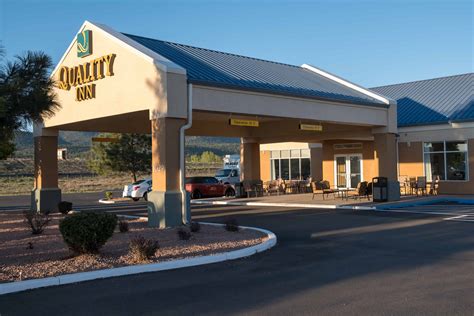 Williams seyahatinde bölgenin ünlü gezilecek yerlerini görmek üstelik hepsi de yürüme mesafesinde. Quality Inn Near Grand Canyon - Grand Canyon Deals