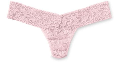 Hanky Panky Signature Lace Low Rise Thong In Pink Lyst