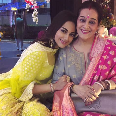 Happy Birthday Sonakshi Sinha These Photos Of The Actress With Father Shatrughan Sinha Are Too