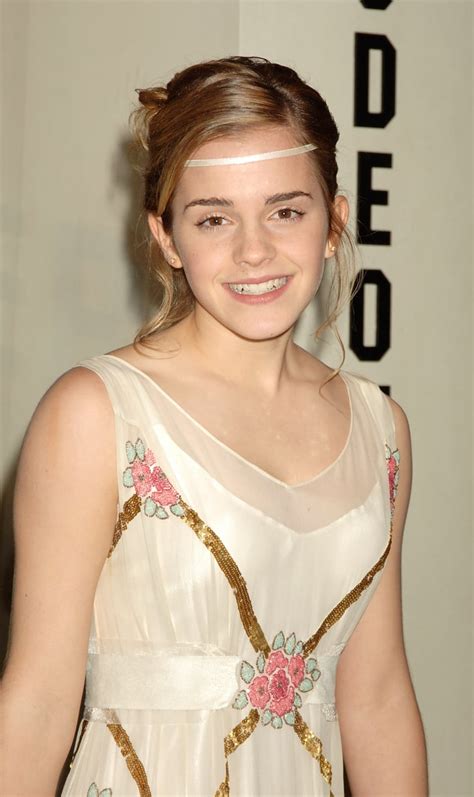 November 2005 Emma Watsons Best Beauty Looks Popsugar Beauty Photo 20