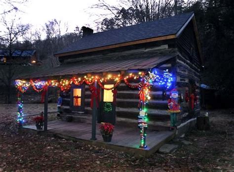 | Christmas at Athelyn's Yule-log cabin | Cabin christmas ...