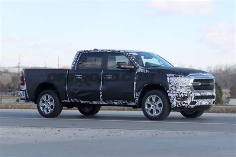 2019 Ram 1500 Shows Off Its New Grille In Spy Shots Off