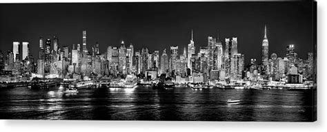 New York City Nyc Skyline Midtown Manhattan At Night Black And White