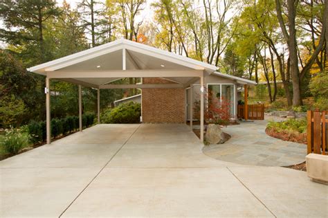 It can also be a stylish addition to enhance the exterior visual of the house. Mid Century Modern Carport - Traditional - Exterior - DC Metro - by Christine Kelly / Crafted ...