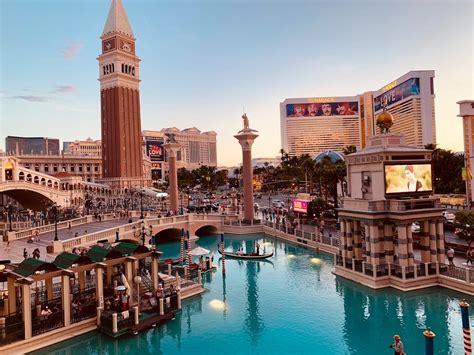 23 Amazing Things To Do In Las Vegas During The Daytime Uprooted Traveler