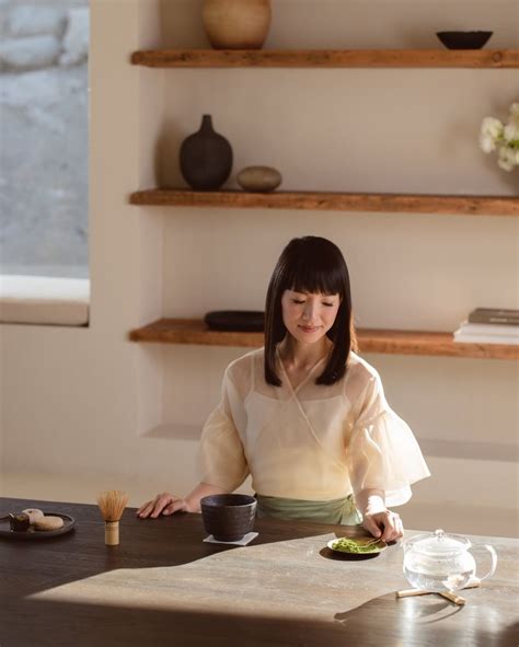 Decluttering Your Home Marie Kondo Style Try The Flylady Technique Now
