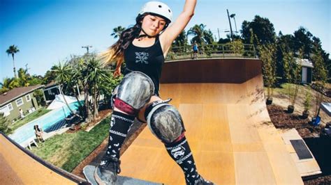 10 of the hottest female pro skateboarders