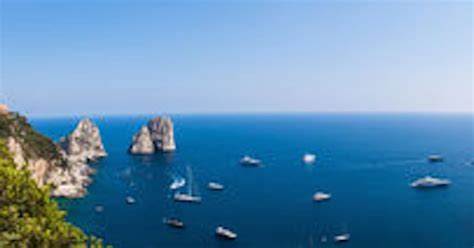 Capri Tour Privato Dell Isola In Barca Getyourguide
