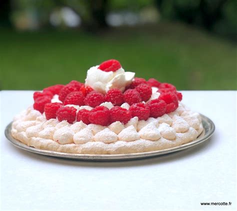 Pavlova Aux Fruits Rouges Dessert De Saison Et Clap De Fin LMP 8 La