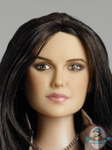 Elena Gilbert Vampire Diaries Doll By Tonner Man Of Action Figures