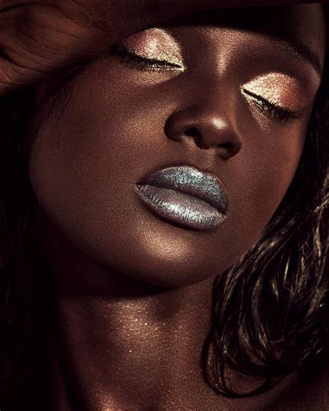 Model Duckie Thot Makeup Foundation Fenty Beauty For Dark Skinned Girls Black Women Glam Makeup