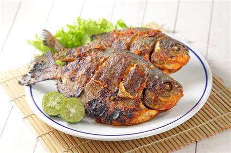 Search the world's information, including webpages, images, videos and more. Kelezatan Bawal Bakar Bumbu Padang Ini Wajib Hadir di ...