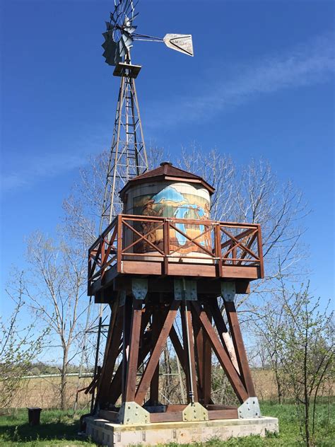 3000 Gal Water Tower Designed And Built By Pauls Windmill And Crane