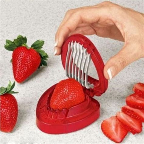 1pcs Strawberry Slicer Plastic Fruit Carving Tools Salad Cutter Berry
