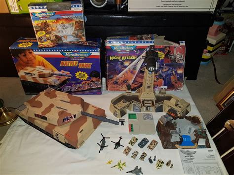 3 Vintage 1992 Galoob Micro Machines Military Sets Battle Tank Base