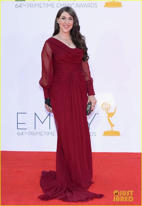 Mayim Bialik Jim Parsons Emmys Red Carpet Prom Dresses Long With Sleeves Dresses