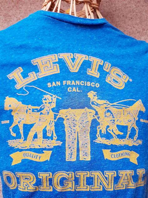 Levi Strauss T Shirt — Gama Clothing
