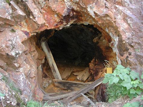 Minerals and Fossils in Washington | Story map, Rockhounding washington