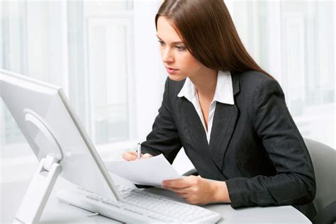 Devenez aadprox » devenir franchisé aadprox : Secrétaire à domicile: comment devenir secrétaire à domicile