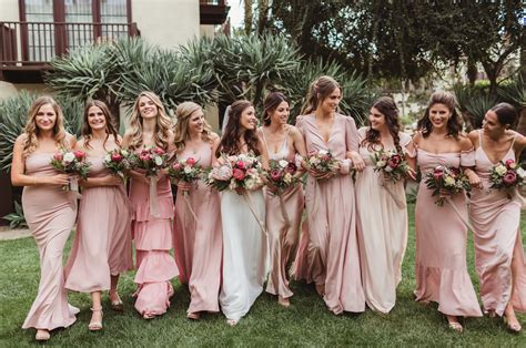 Mismatched Bridesmaid Dresses How To Nail The Look Dama De Honra