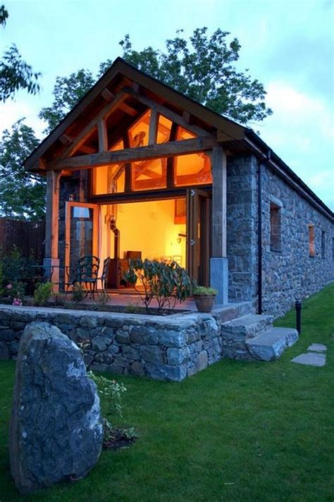25 Beautiful Stone House Design Ideas On A Budget Stone Barns Small