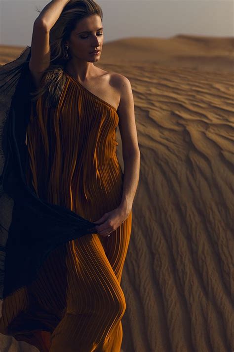 Dubai Desert Darlings Desert Photoshoot Ideas Desert Fashion