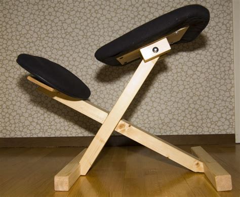 Building A Diy Balance Chair Diy Chair Ergonomic Chair Kneeling Chair