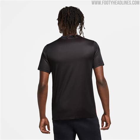Galatasaray 20-21 Home & Away Kits Released - Stadium ...