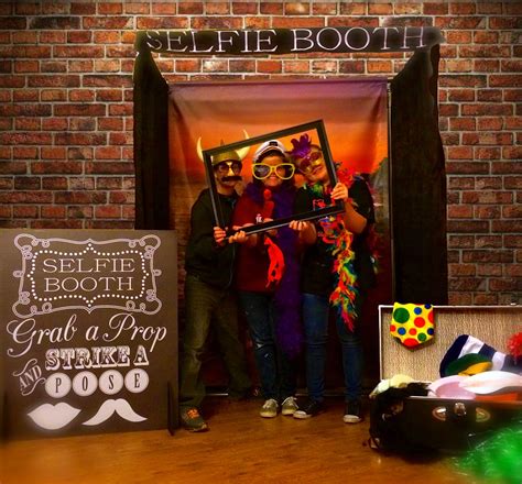 Glow The Event Store Photo Booth Selfie Glow The Event Store