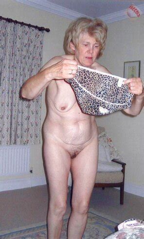 Granny Naked Foto Porno