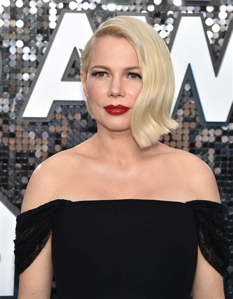 Michelle Williams At The 2020 Sag Awards See The Best Hair And Makeup