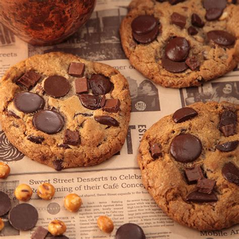 Sandy S Amazing Chocolate Chunk Cookie Product Video Sweet Street