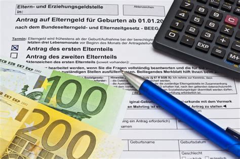 Ihrem arbeitgeber muss der antrag auf elternzeit im original vorliegen und ihre unterschrift muss darauf zu finden sein. Antrag Elternzeit Arbeitgeber: Das müssen Sie wissen ...