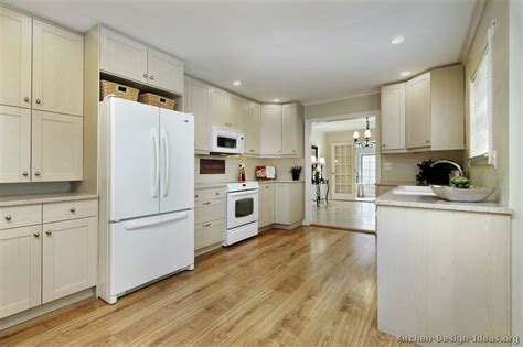 White washed maple kitchen cabinets, cabinets are both. Pictures of Kitchens - Traditional - Whitewashed Cabinets ...