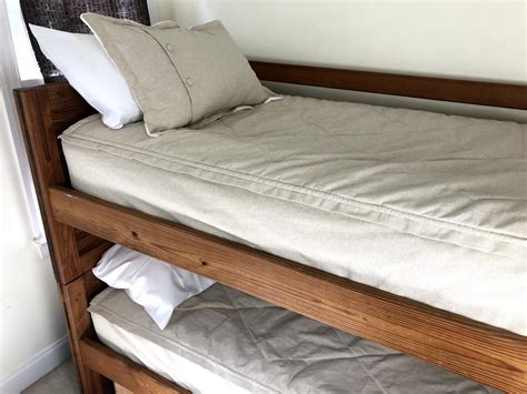 Diy Twin Sized Zipper Bedding Tutorial Camper Bunk Beds Diy Bunk Bed