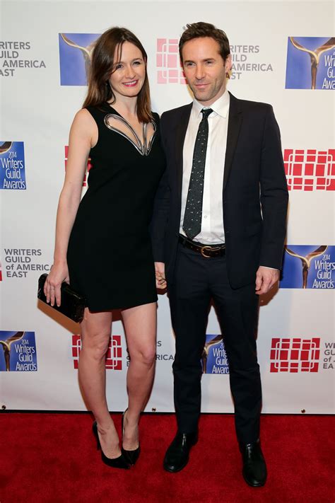 Fugs And Fabs Of The Wga Awards Emily Mortimer And Alessandro Nivola Go Fug Yourself