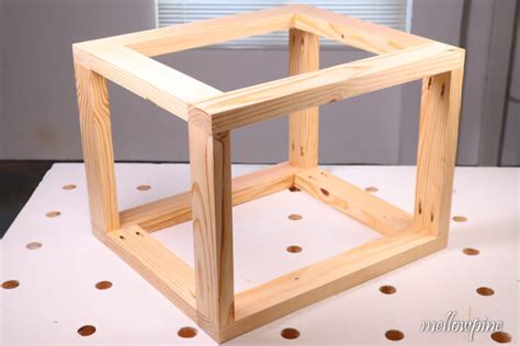 How To Build A Box Frame Out Of 2x4s Easy Diy Mellowpine