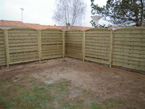 **please click image to view larger size. Panneaux de bois