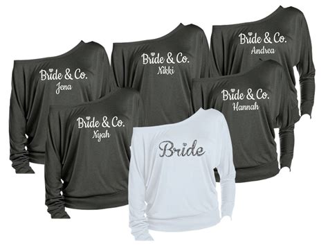 5 Personalized Bridesmaids Shirts Brides Shirts By Hotbrideandco 14000 Evlilik Düğün