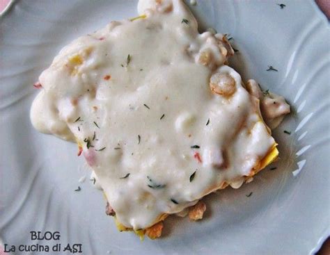 Use any white fish you like, then top with a store cupboard salsa and spicy mayo. Lasagne di mare pasta al forno gamberetti pesce spada ...