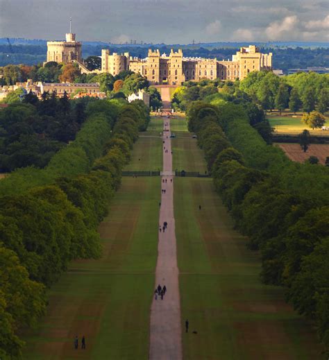 10 Amazing Facts About Windsor Castle Luxury Architecture