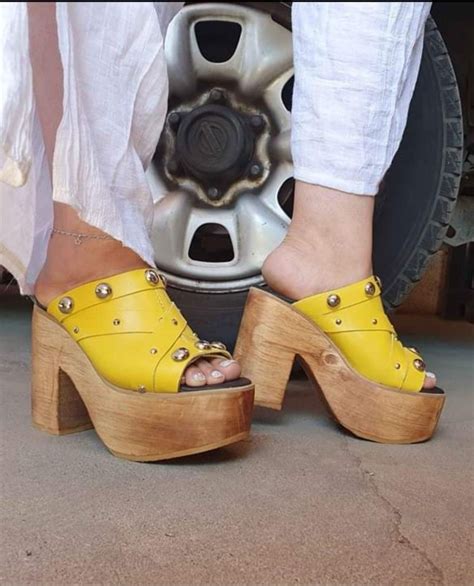 Clogs Heels Clogs And Mules Heeled Mules Cute Shoes Me Too Shoes