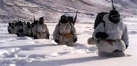 siachen glacier avalanche 10 soldiers feared dead
