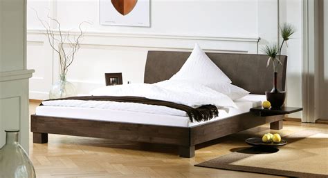 Betten online kaufen möbel 24 mehr als 50 anbieter vergleichen riesenauswahl von über 313559 betten 248345 kostenlos lieferbar. Bett mit Lehne aus Luxus-Kunstleder günstig kaufen - Marbella
