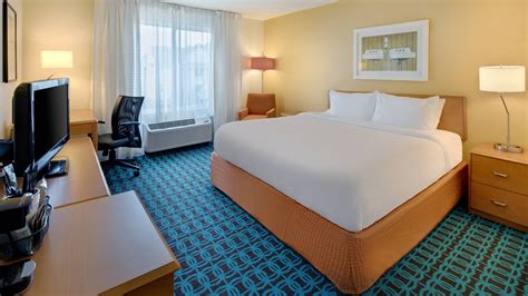 Hotel Near Indianapolis Airport Fairfield Inn And Suites Indianapolis